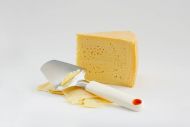 Fiskars Functional Form Juustohöylä kovalle juustolle