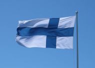 Plastiset Suomen lippu nro 008